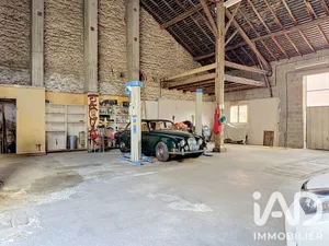Garage à Fontenay-le-Comte (85200)