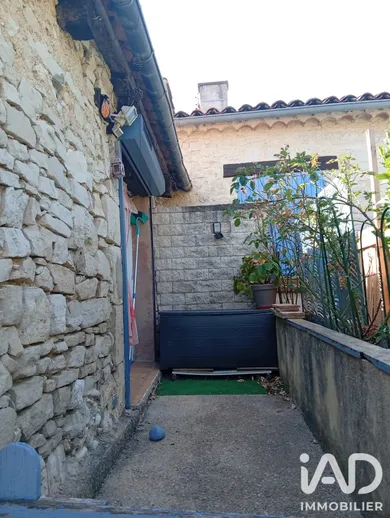 Maison de village à SAULT (84390)