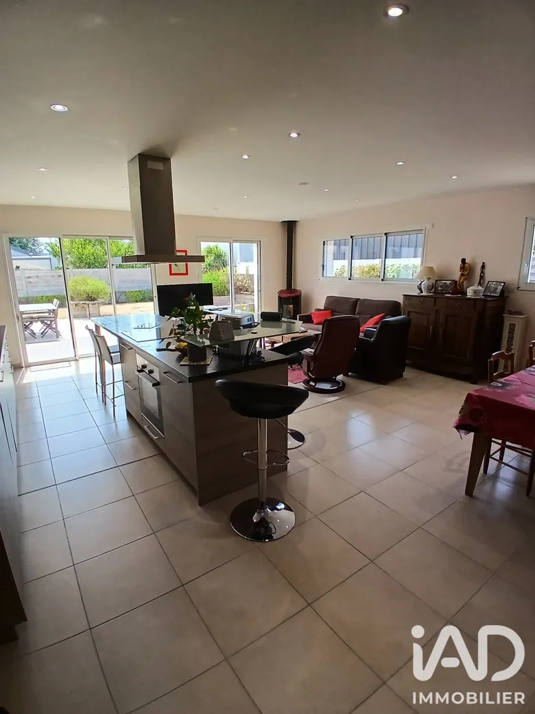 Maison 7 pièces 124 m² · à Bréhal · 124 m² · 418 000 €