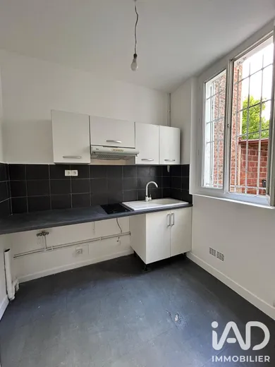 Apartment in Montreuil (93100)