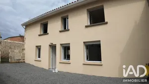 Maison à Fronsac (33126)