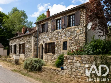 Maison de campagne à Montvicq (03170)