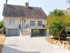 Maison traditionnelle à Grez-sur-Loing (77880)