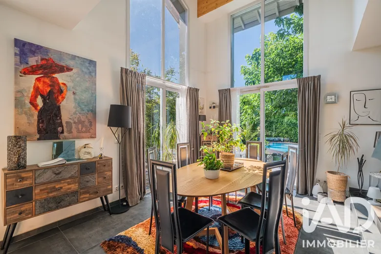Maison 5 pièces 165 m² · à Reignier-Ésery · 165 m² · 820 000 €