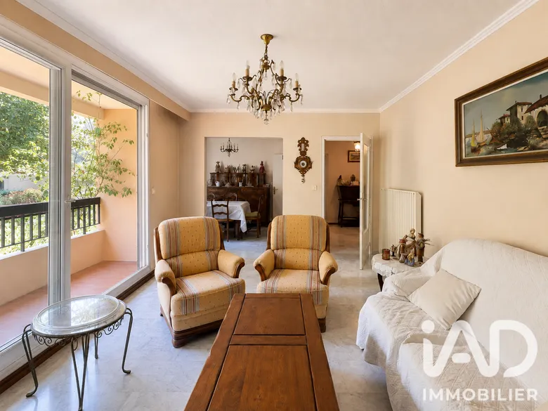 Appartement 6 pièces 109 m² · à Cannes · 109 m² · 290 000 €