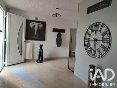 Maison de campagne à Courgis (89800)