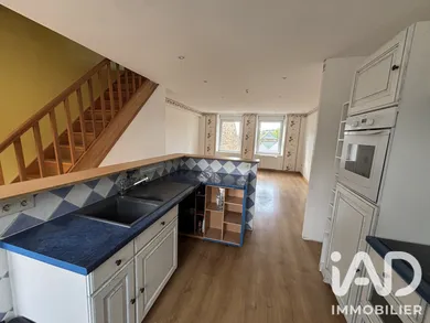 Townhouse in Saint-Pois (50670)