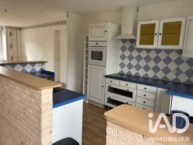 Townhouse in Saint-Pois (50670)