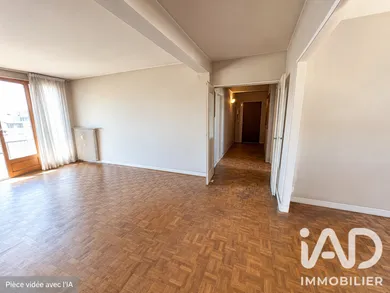 Apartment in Levallois-Perret (92300)