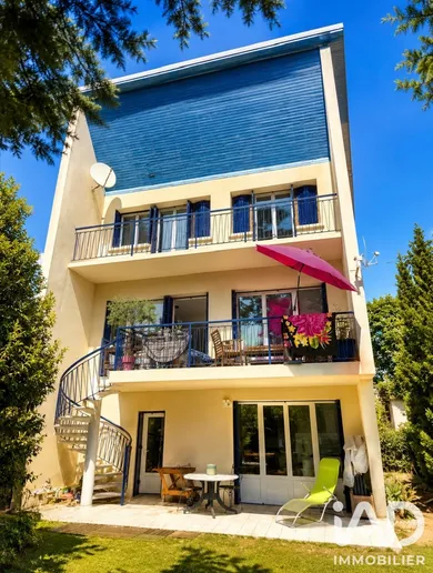 Maison à Ablon-sur-Seine (94480)