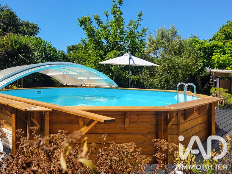 Maison 6 pièces 159 m² · à Saint-Julien-des-Landes · 158,8 m² · 344 000 €