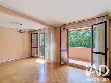 Appartement à Francheville (69340)