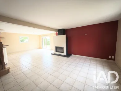 Maison à Longaulnay (35190)