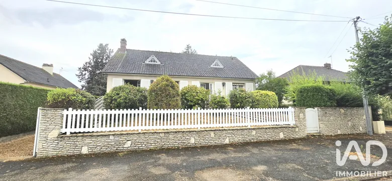 Maison 4 pièces 98 m² · à Thivars · 98 m² · 244 500 €