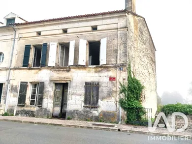 Village house in Mareuil (24340)