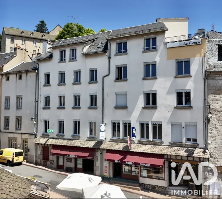 2 pièces 920 m² · à Saint-Alban-sur-Limagnole · 920 m² · 169 600 €
