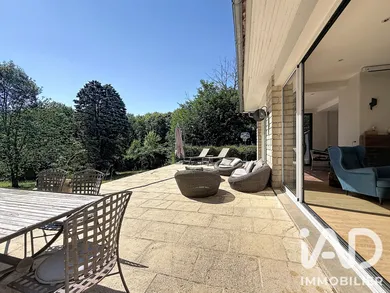 Maison d'architecte à Évecquemont (78740)