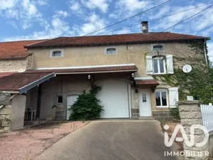 Maison de village à Charmes-Saint-Valbert (70120)