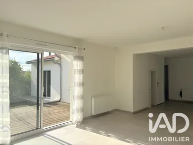 Traditional house in Bassens (33530)