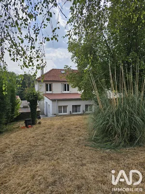 House in Montreuil-aux-Lions (02310)