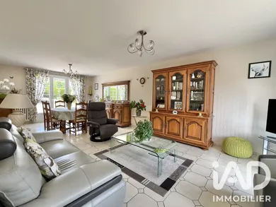 Maison traditionnelle à Belleu (02200)