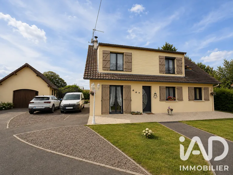 Maison 5 pièces 136 m² · à Laleu · 136 m² · 229 000 €