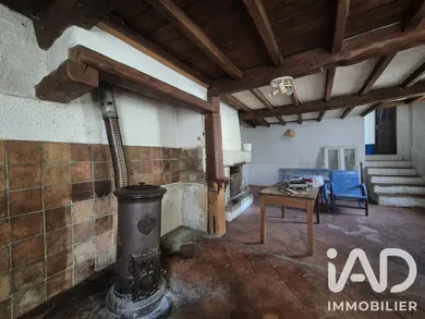 Maison de village à Sainte-Colombe (05700)