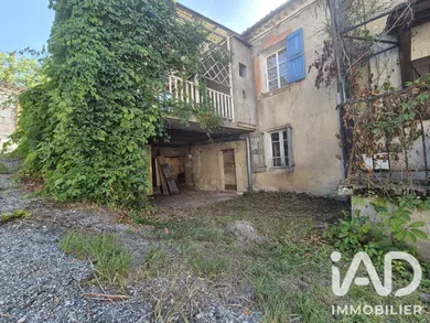 Maison de village à Sainte-Colombe (05700)