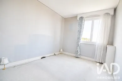 Apartment in Conflans-Sainte-Honorine (78700)