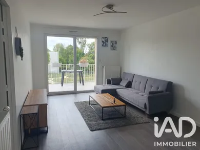 Appartement à Saint-Léger-les-Vignes (44710)