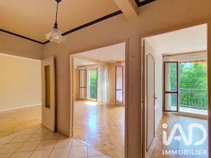Apartment in Francheville (69340)