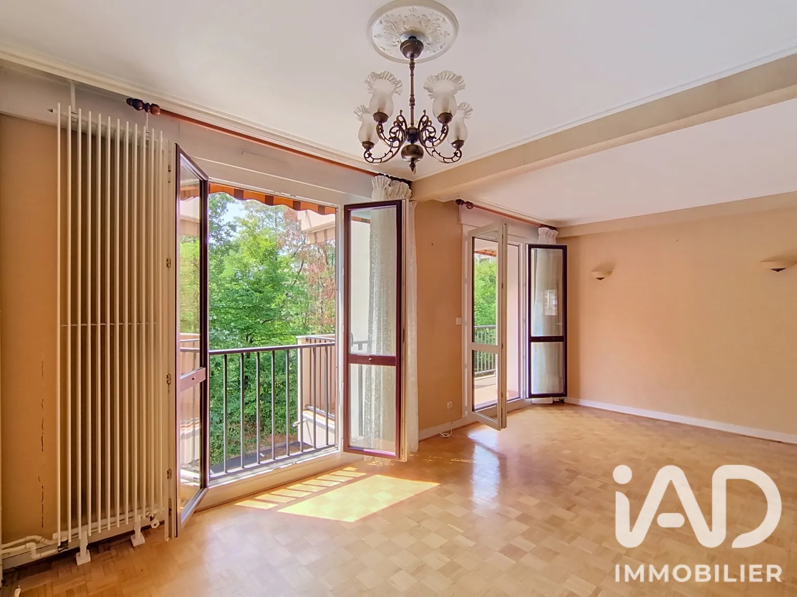 Vente appartement à Francheville (69340) : appartement 4 pièces 92 m² - 2085614 — 3