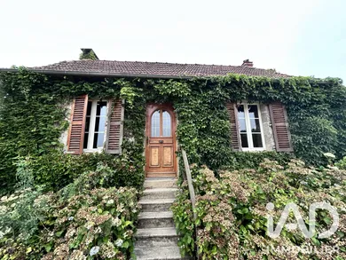 Maison à Sansac-Veinazès (15120)