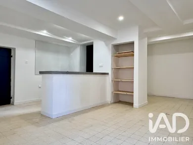 Appartement à Brue-Auriac (83119)