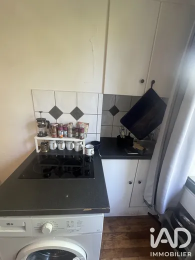 Apartment in Paris (75016)