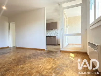 Apartment in Aix-en-Provence (13540)