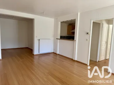 Apartment in Condat-sur-Vienne (87920)