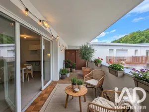 Apartment in Cenon (33150)