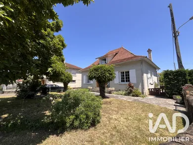 Maison à Saint-Céré (46400)