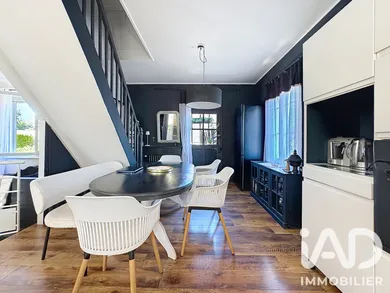 Townhouse in ploumagoar (22970)