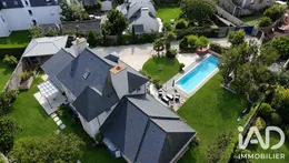 Architectural house in Saint-Malo (35400)