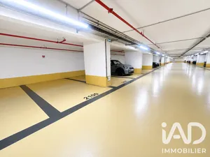 Parking à Courbevoie (92400)