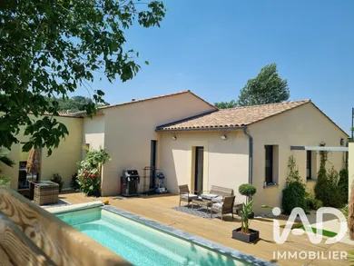 Traditional house in Malemort-du-Comtat (84570)