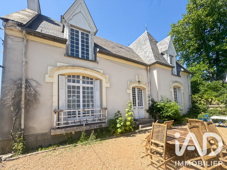 Maison 7 pièces 187 m² · à Beauce la Romaine · 186,5 m² · 190 000 €