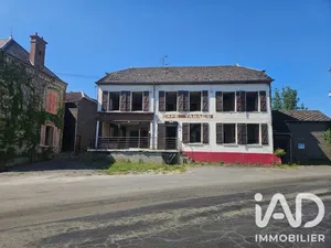 Immeuble à Rocquigny (08220)
