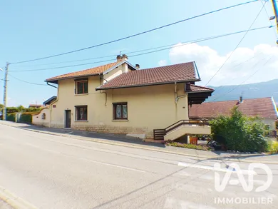 Maison de village à Anglefort (01350)