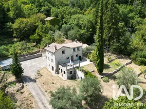 Traditional house in Bonson (06830)