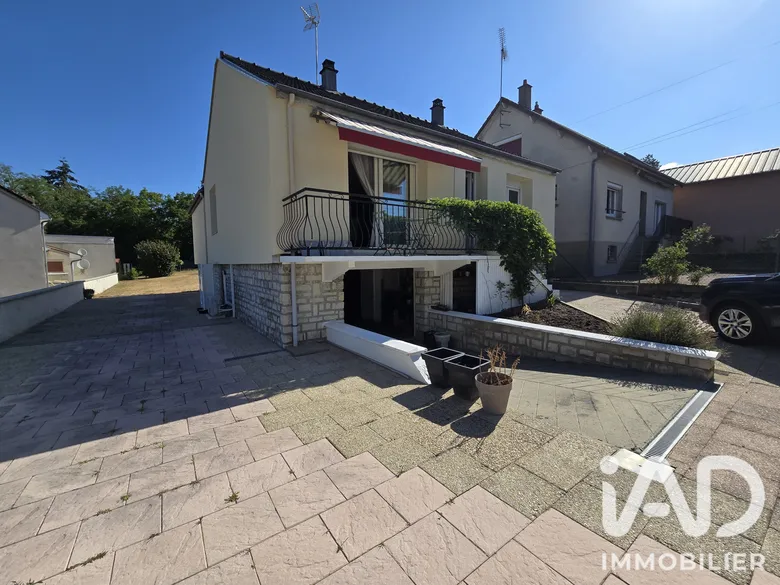 Maison 4 pièces 96 m² · à Fontenay-sur-Loing · 96 m² · 185 000 €
