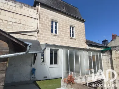 Townhouse in Chinon (37500)