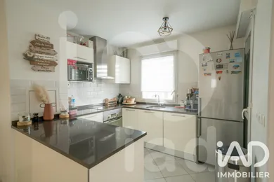 Appartement à Noisy-le-Grand (93160)